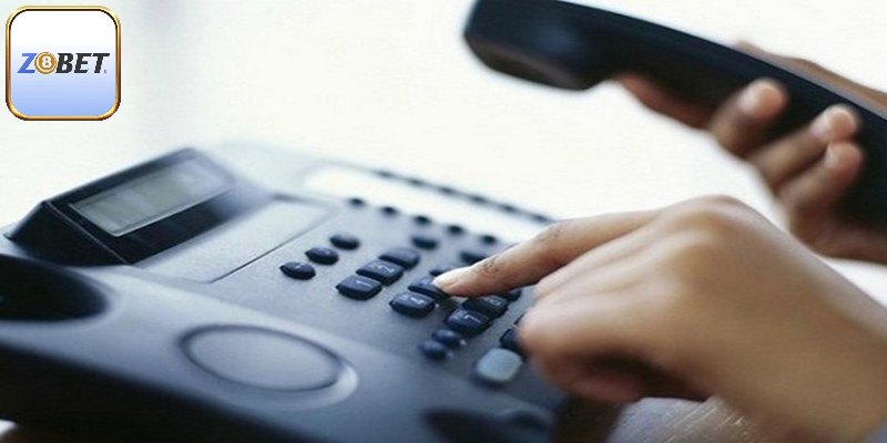 Gọi trực tiếp qua số hotline